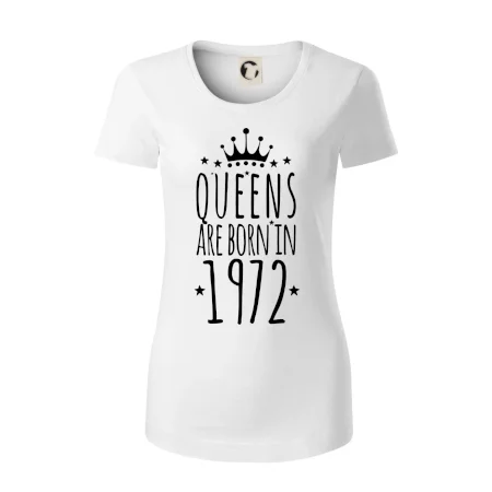 Queens are born in 1972