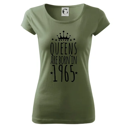Queens are born in 1965