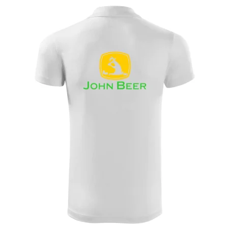 John Beer jelen s pivem