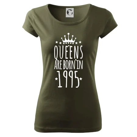 Queens are born in 1995