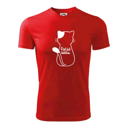 Pořád kočka