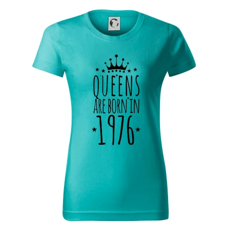 Queens are born in 1976