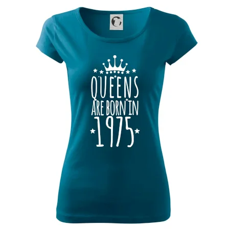 Queens are born in 1975