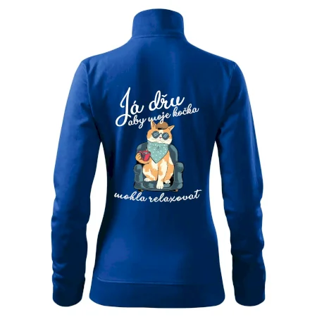 Já dřu, aby moje kočka mohla relaxovat