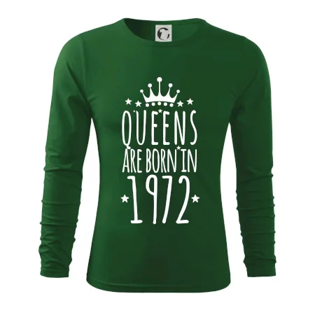 Queens are born in 1972