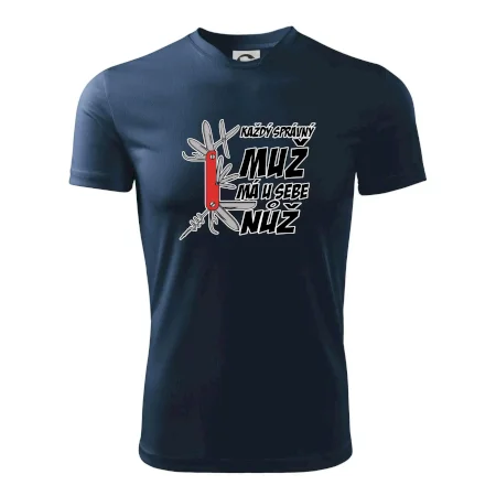 Každý správný muž, má u sebe nůž