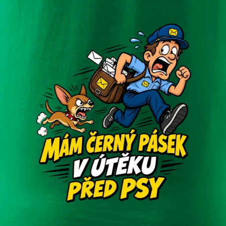 Černý pásek v útěku před psy