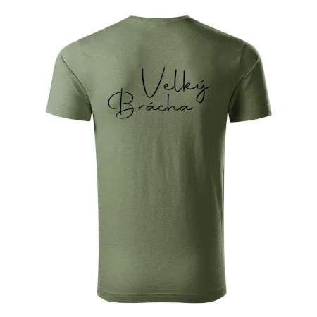 Velký brácha - nápis na zádech