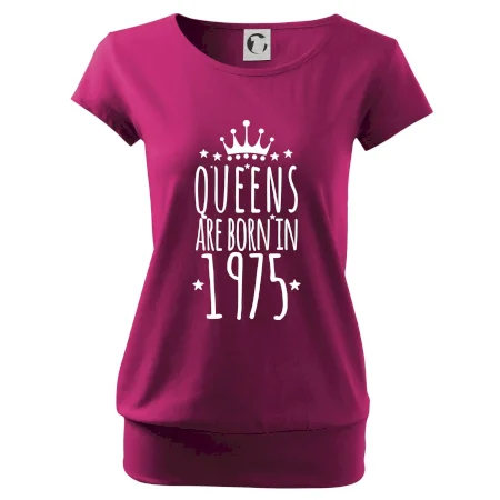 Queens are born in 1975