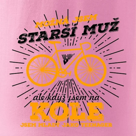 Starší muž - cyklista silniční kolo