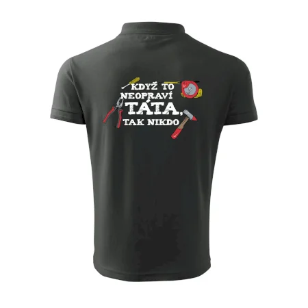 Když to neopraví táta, tak nikdo barevné
