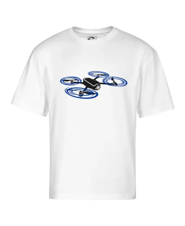 Dron letící