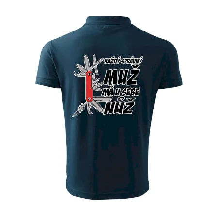 Každý správný muž, má u sebe nůž