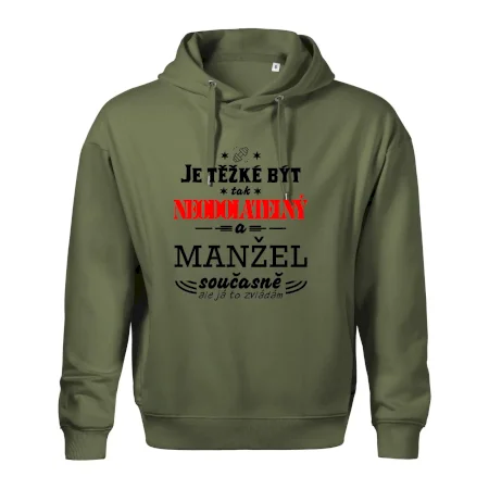 Je těžké být tak neodolatelný - manžel