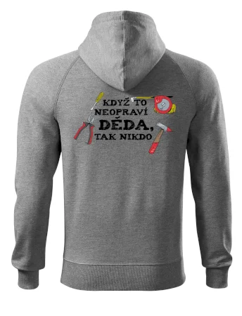 Když to neopraví děda, tak nikdo barevné