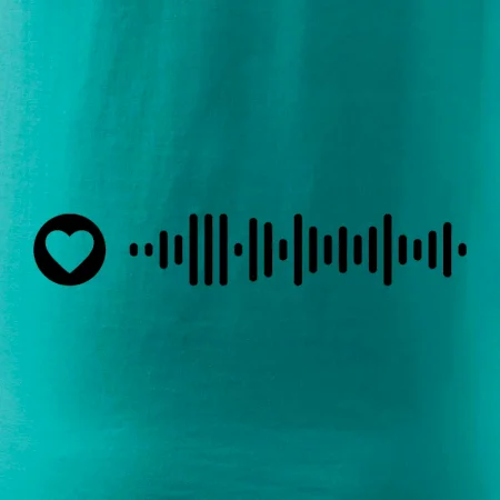 Zamilovaný Spotify kód na prsu