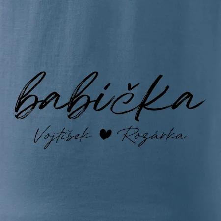 Babička Tričko se jmény dětí psací písmo