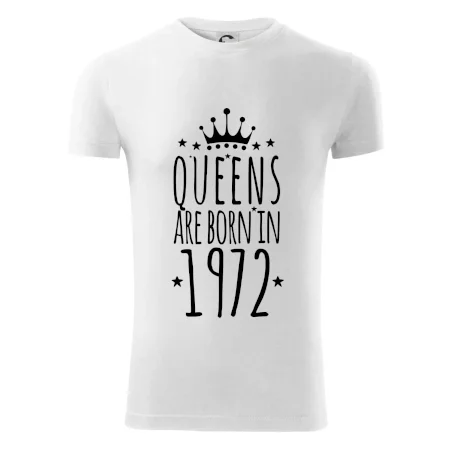 Queens are born in 1972