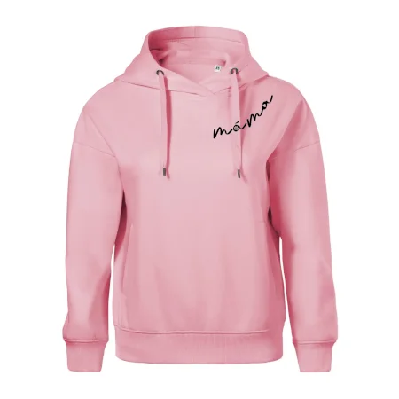 Kočičí máma se jmény na rukávu