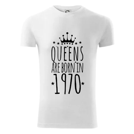 Queens are born in 1970