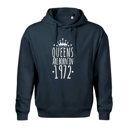 Queens are born in 1972