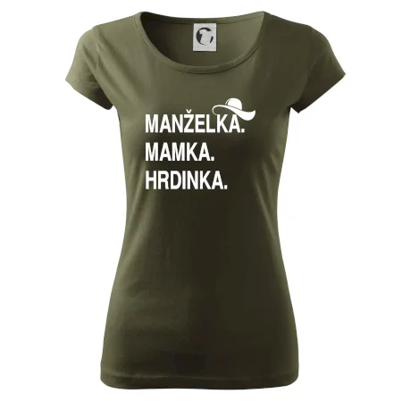 Manželka mamka hrdinka