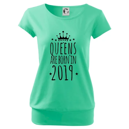 Queens are born in 2019