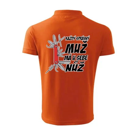 Každý správný muž, má u sebe nůž