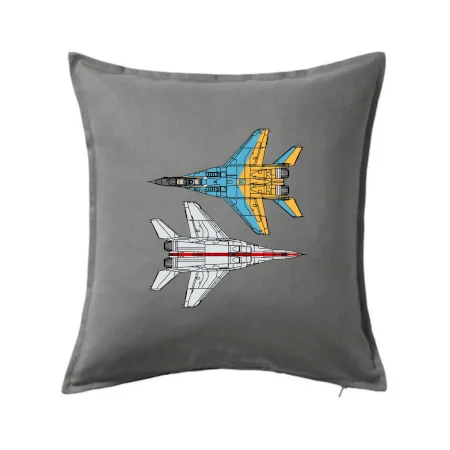 Mig 29 Fulcrum ze spoda a ze zhora