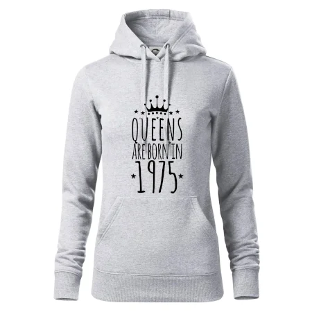 Queens are born in 1975