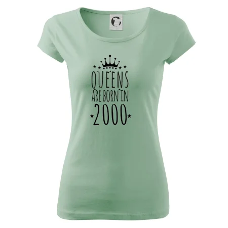Queens are born in 2000