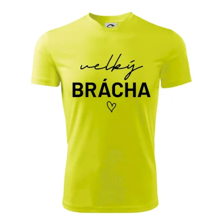 Velký brácha - nápis na prsou