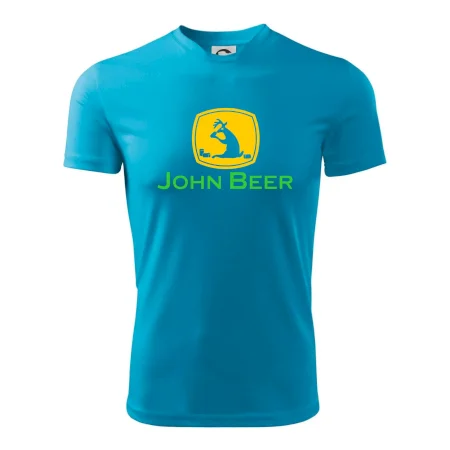 John Beer jelen s pivem