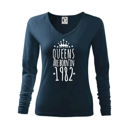 Queens are born in 1982