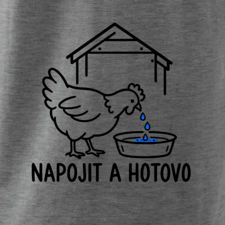 Slepice u misky s krmením