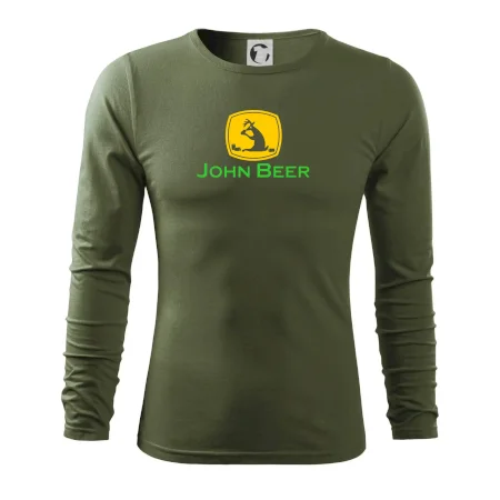 John Beer jelen s pivem