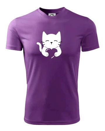 Kočka drží srdce