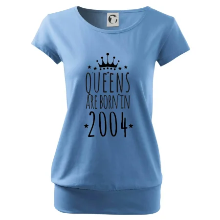 Queens are born in 2004
