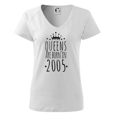 Queens are born in 2005