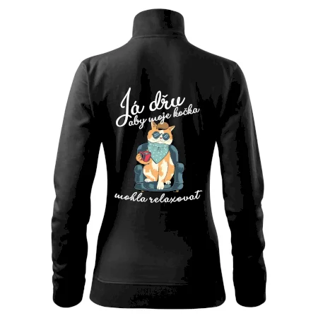 Já dřu, aby moje kočka mohla relaxovat