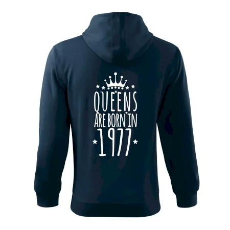 Queens are born in 1977