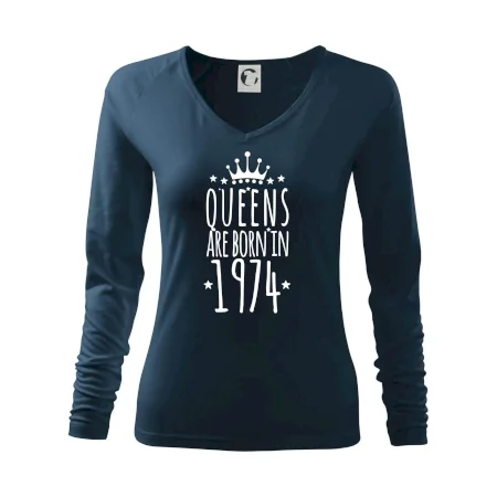 Queens are born in 1974