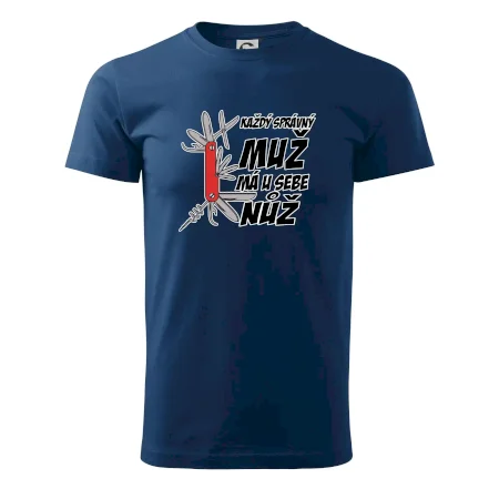 Každý správný muž, má u sebe nůž
