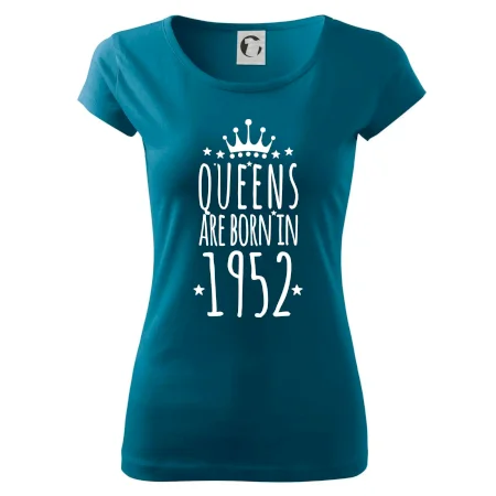 Queens are born in 1952