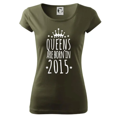Queens are born in 2015