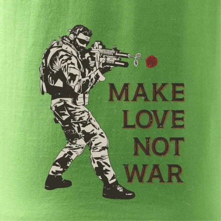 Růže ve zbrani, make love not war