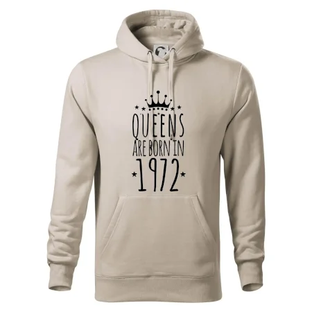 Queens are born in 1972