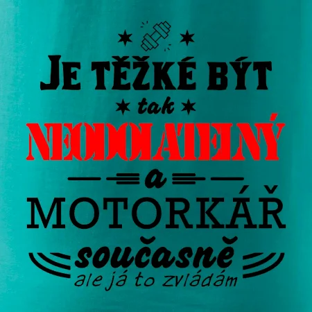 Je těžké být tak neodolatelný - motorkář