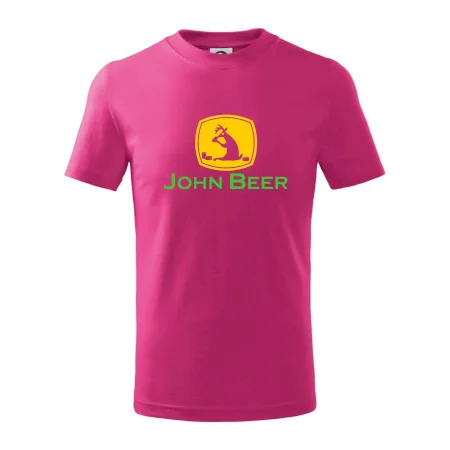 John Beer jelen s pivem