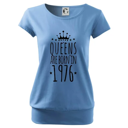 Queens are born in 1976